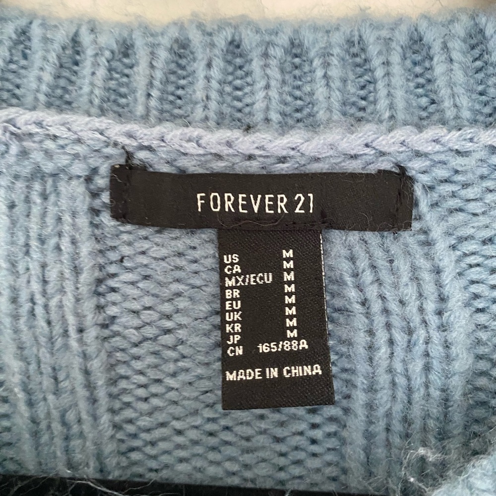 Cropped Knit Sweater - Picture 3 of 3
